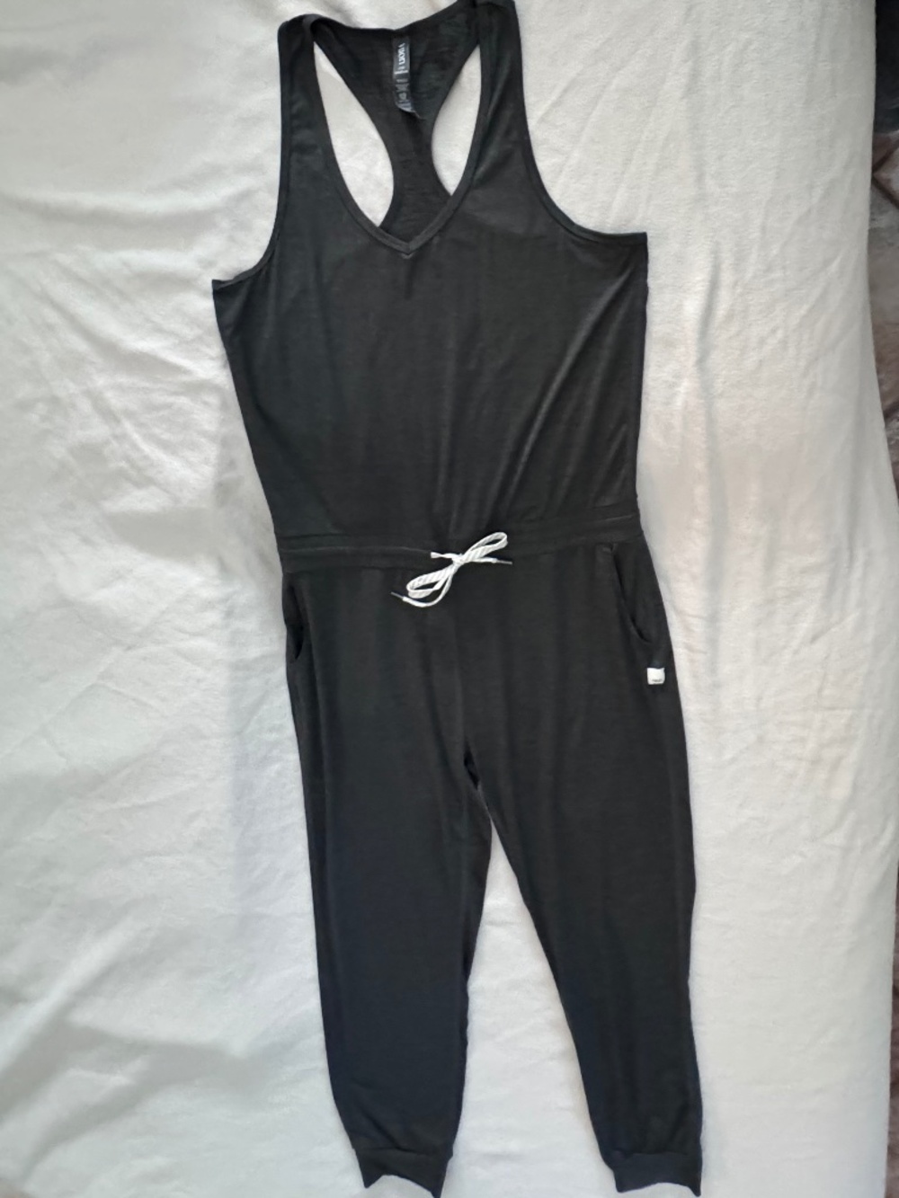 Vuori Lux Jumpsuit Drawstring Yoga Racerback Medium Soft Athletic Wear GrayVW426